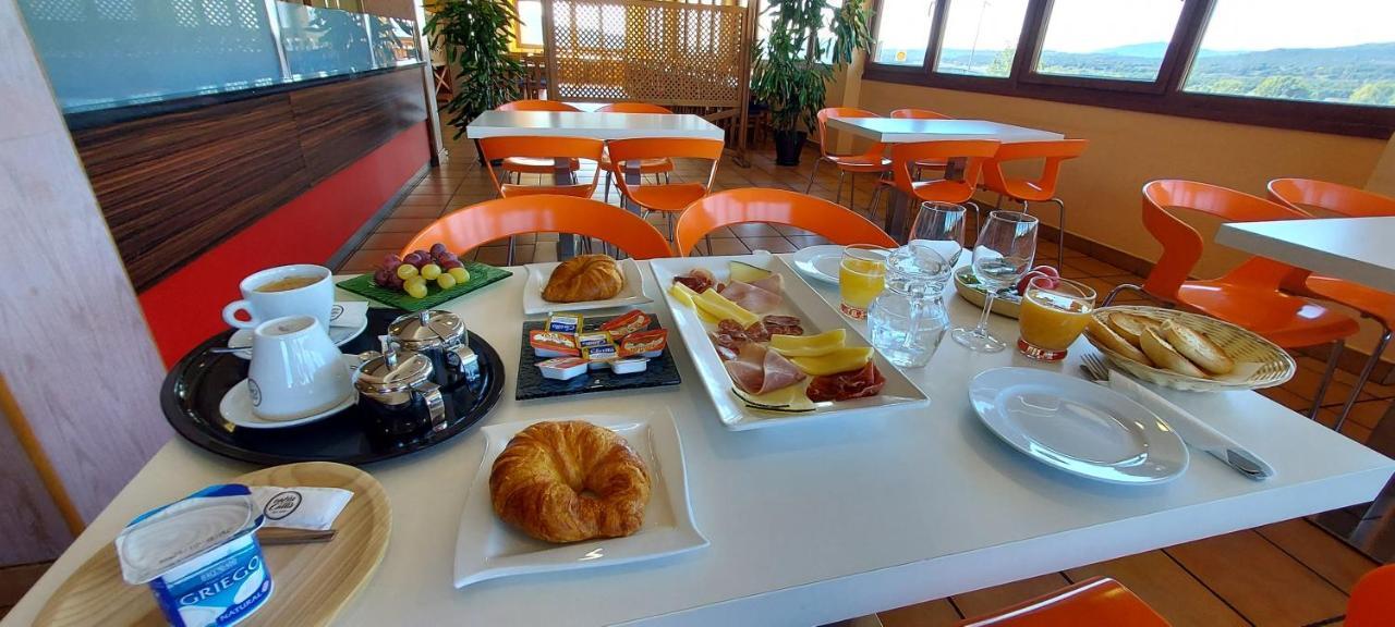 Hotel Font Del Pla La Jonquera Eksteriør bilde