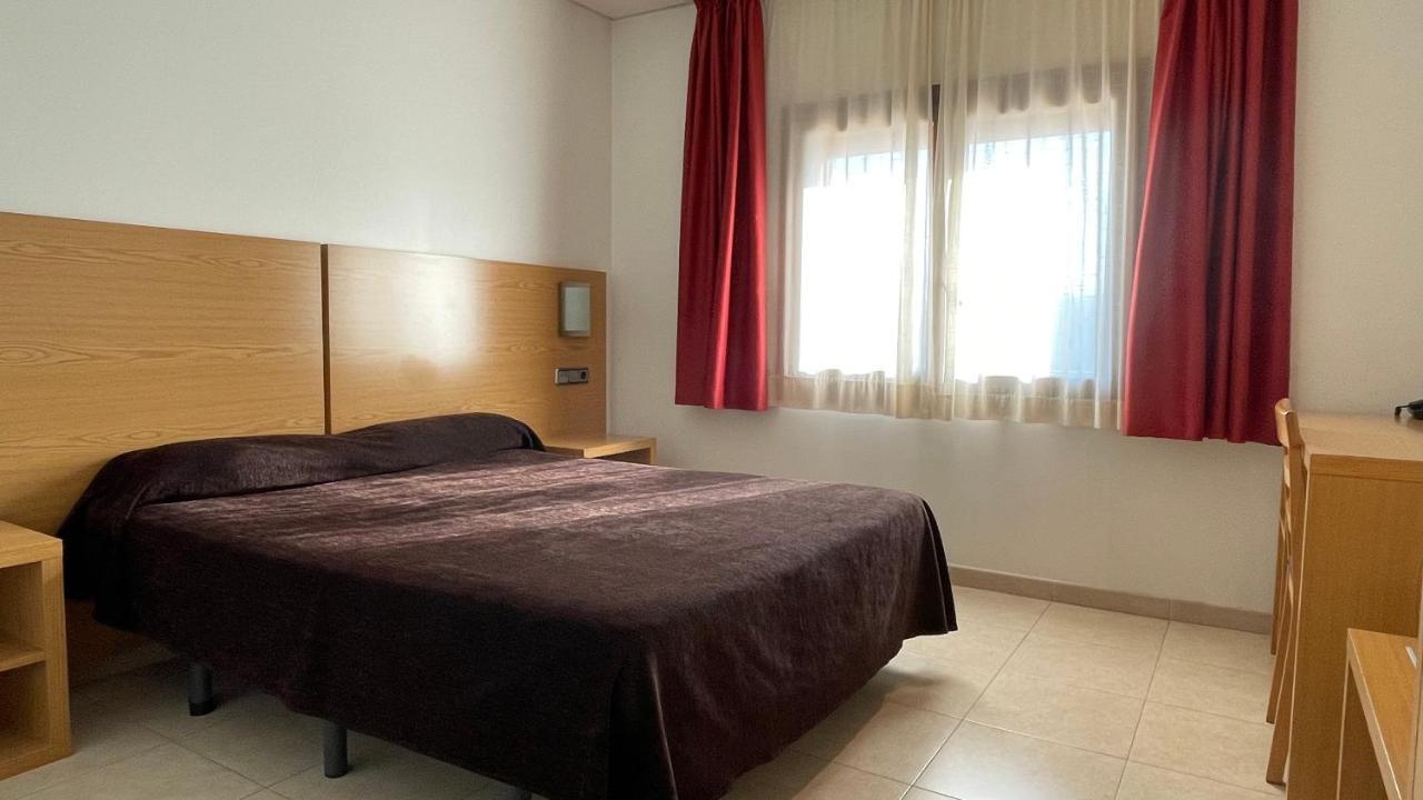Hotel Font Del Pla La Jonquera Eksteriør bilde