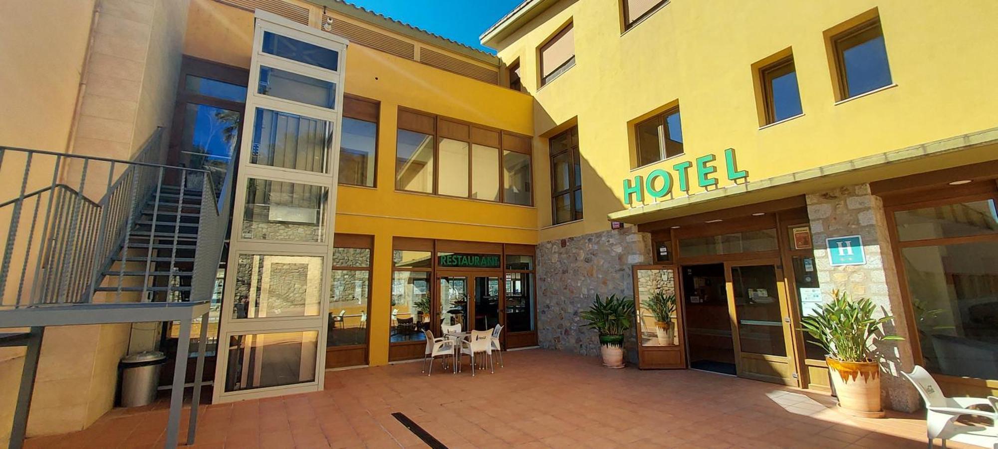Hotel Font Del Pla La Jonquera Eksteriør bilde